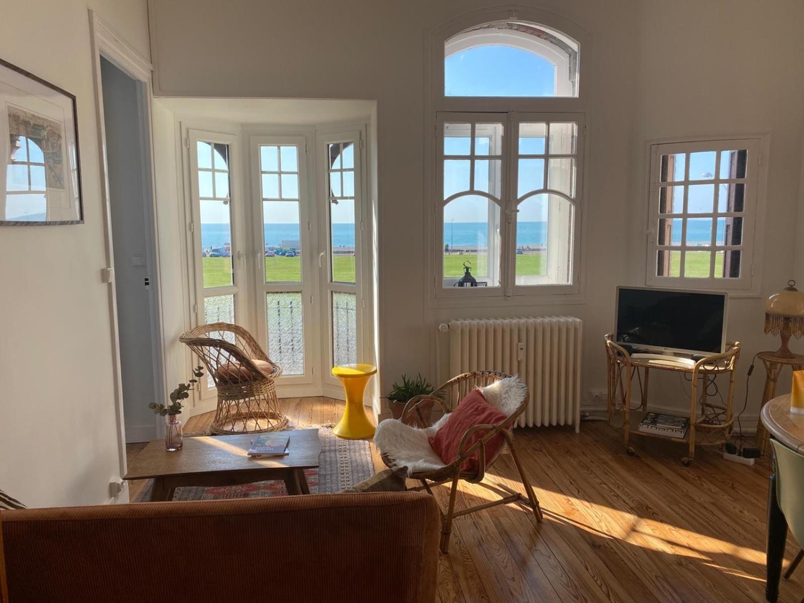 L'Ecume Des Jours Vue Mer 迪耶普 外观 照片